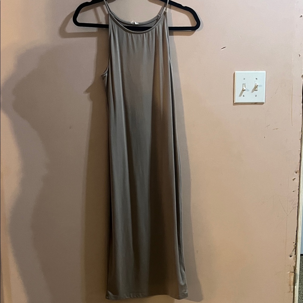 Source Unknown Gray Midi Dress